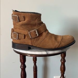 H&M x Balmain Men’s Brown Suede Boots!!